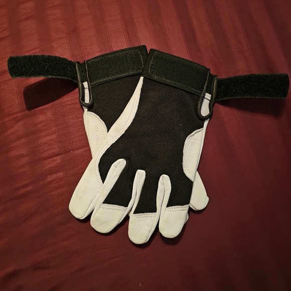 Tillman TrueFit Top Grain Goatskin Performance Gloves 1470L NWOT - Picture 4 of 5